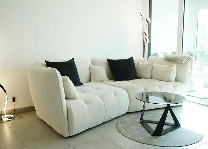 Le Standing, Hyper Centre T2